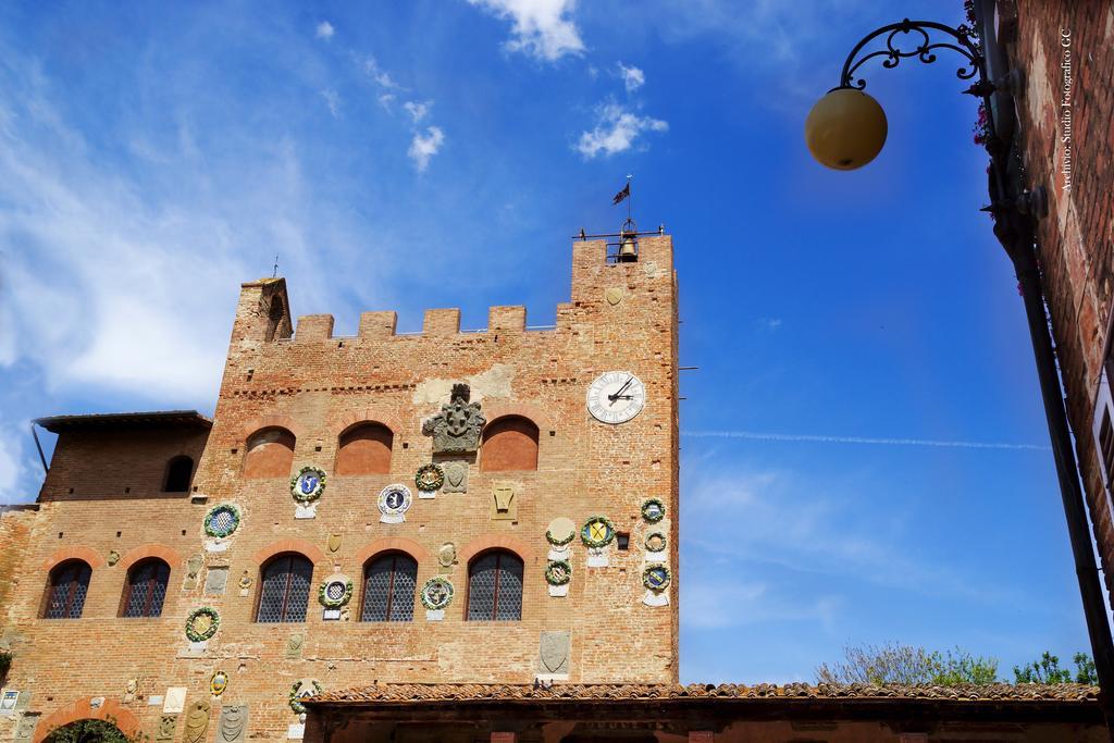 Tognazzi Casa Vacanze - Casa Il Giglio Certaldo Luaran gambar